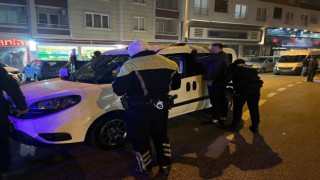 Bursa polisi ruhsatsız silah, fişek ve uyuşturucu ele geçirdi