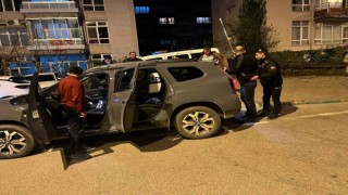 Bursa polisi uygulamada aranması olan 12 kişiyi yakaladı