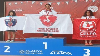Büyükşehir sporcuları Denizliyi gururlandırdı
