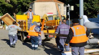 Antalya'da fırtınanın izleri siliniyor
