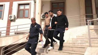 Cadde ortasında husumetlisini silahla vurarak yaralayan şahıs tutuklandı