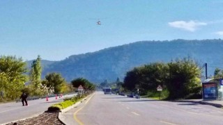 Cayrokopterli trafik denetiminde 2 araç trafikten men edildi