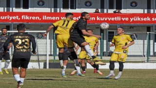 Çeşme Belediyespor grup lideri oldu
