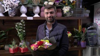Çiçekçiler öğretmenler için mesai yaptı