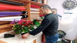 Çiçekçilerin 10 Kasım mesaisi başladı