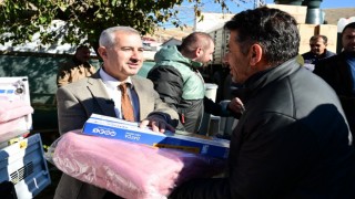 Çınar: “Depremzede ailelerimizin her zaman yanındayız”