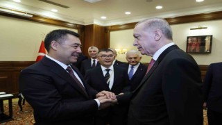 Cumhurbaşkanı Erdoğan, Kırgızistanlı mevkidaşı Caparov ile görüştü