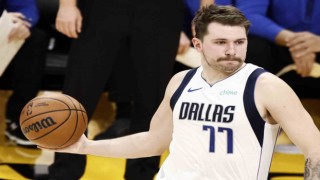 Dallas, Doncicin 30 sayı kaydettiği maçta Lakersı yendi