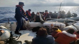 Datçada 93 düzensiz göçmen kurtarıldı