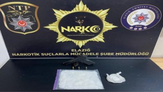 Dekorasyon malzemelerine uyuşturucu madde gizlemişler