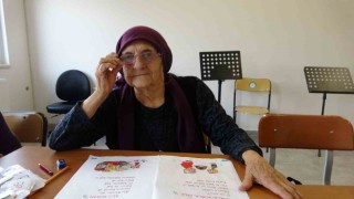 Denizlide 79 yıl sonra gelen okuma-yazma sevinci