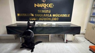 Denizliye 3 kilo uyuşturucu getiren şüpheliler emellerine ulaşamadı
