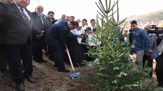 Deprem şehitlerinin ismi hatıra ormanında yaşatılacak