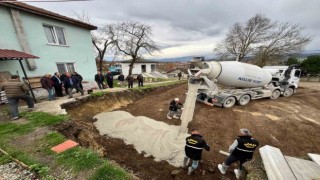 Deprem sonrası yıkıldı yenisi yapılıyor