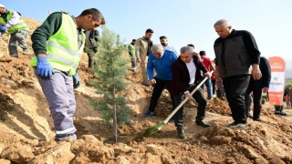 Depremde hayatını kaybedenleri isimleri Şehir Parkında yaşayacak