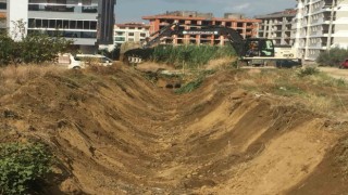 Dere yataklarına atılan çöpler temizlendi