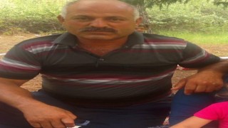 Devrilen traktörün sürücüsü hayatını kaybetti
