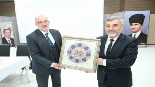 Diyanet Akademisi Başkanı Kaan, Filistin gündemiyle ilgili konferans verdi