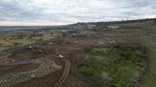 Doğa tutkunları Şırnak Cehennem Deresinde kamp kurup hamsi pişirdi
