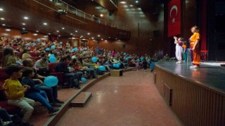 Dünya Çocuk Hakları Gününde çocuklar doyasıya eğlendi