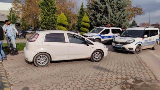 Dur ihtarına uymayan şüpheliler kovalamaca sonucu yakalandı