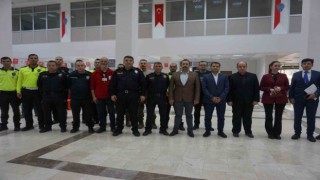 Edirne emniyet müdürü ve personeli kan ve kök hücre bağışı yaptı