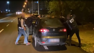 Edirnede Bulgarlara uyuşturucu operasyonu: 3 Bulgar tutuklandı