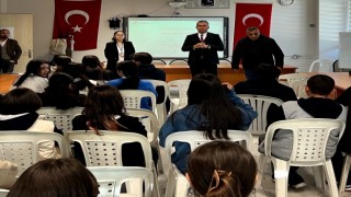 Efelerde liseli gençlere gıda okuryazarlığı eğitimleri verildi