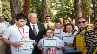 Efelerin özel çocukları için anlamlı organizasyon