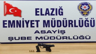 Elazığda güven uygulaması: Ruhsatsız silah ve uyuşturucu madde ele geçirildi