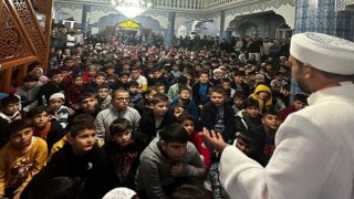 Eller semaya Gazze için açıldı