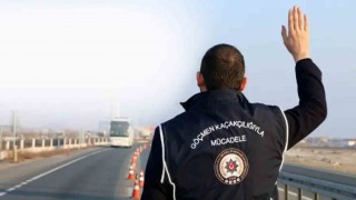 Erzincanda Afganistan uyruklu 13 düzensiz göçmen yakalandı