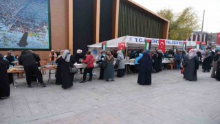 Erzincanda kurulan hayır çarşısı geliri Filistine bağışlanacak