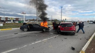 Erzincanda zincirleme trafik kazası: 6 yaralı