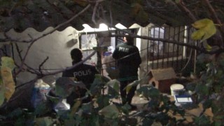 Esenyurtta emekli öğretmenin şüpheli ölümü