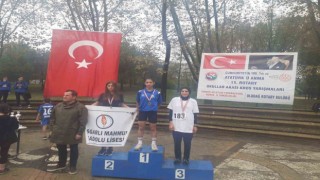Eskişehirli atletizm sporcusu ‘Kros şampiyonu oldu