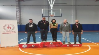 Eskişehirliler model uçak turnuvasında 3 podyum aldı