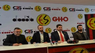 Eskişehirspor Başkanı Koca 4te 4 yapan takıma destek isteği