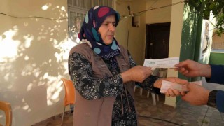 Ev sahibi; ilk kirayı yaşam mücadelesi veren Filistinlilere bağışladı