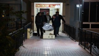 Evde doğum yapan genç kadın ve bebeği ölü bulundu
