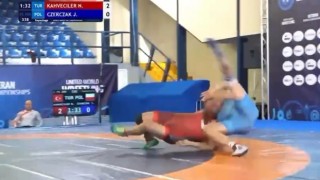 Fabrika işçisi Nazmi Kahveciler, Polonyalı rakibini böyle yere serdi