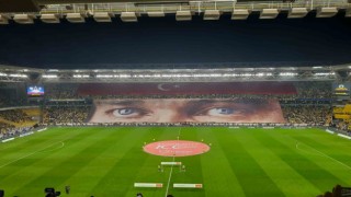 Fenerbahçe taraftarından Trabzonspor maçında koreografi