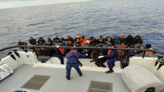 Fethiyede 45 düzensiz göçmen kurtarıldı