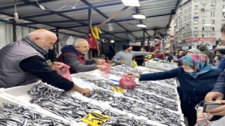 Fiyatlar düştü, vatandaş yoğun ilgi gösterdi