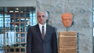 Garanti BBVA, Cumhuriyetin 100. yılını özel tasarlanan heykellerle kutluyor