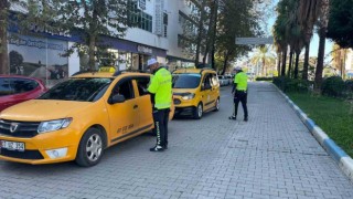 Gazipaşada taksiciler denetlendi