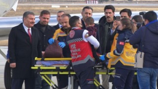 Gazzeli 3 yaralı çocuk Ankaraya getirildi