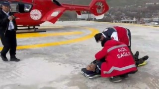 Göğüs ağrısı şikayeti olan hasta için helikopter havalandı