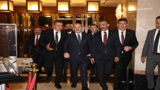 Gaziantepli üst düzey isimler Ankara'da bir araya geldi.