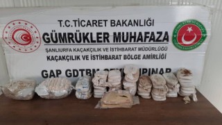Gümrükte durdurulan aracın lastiğinden uyuşturucu çıktı